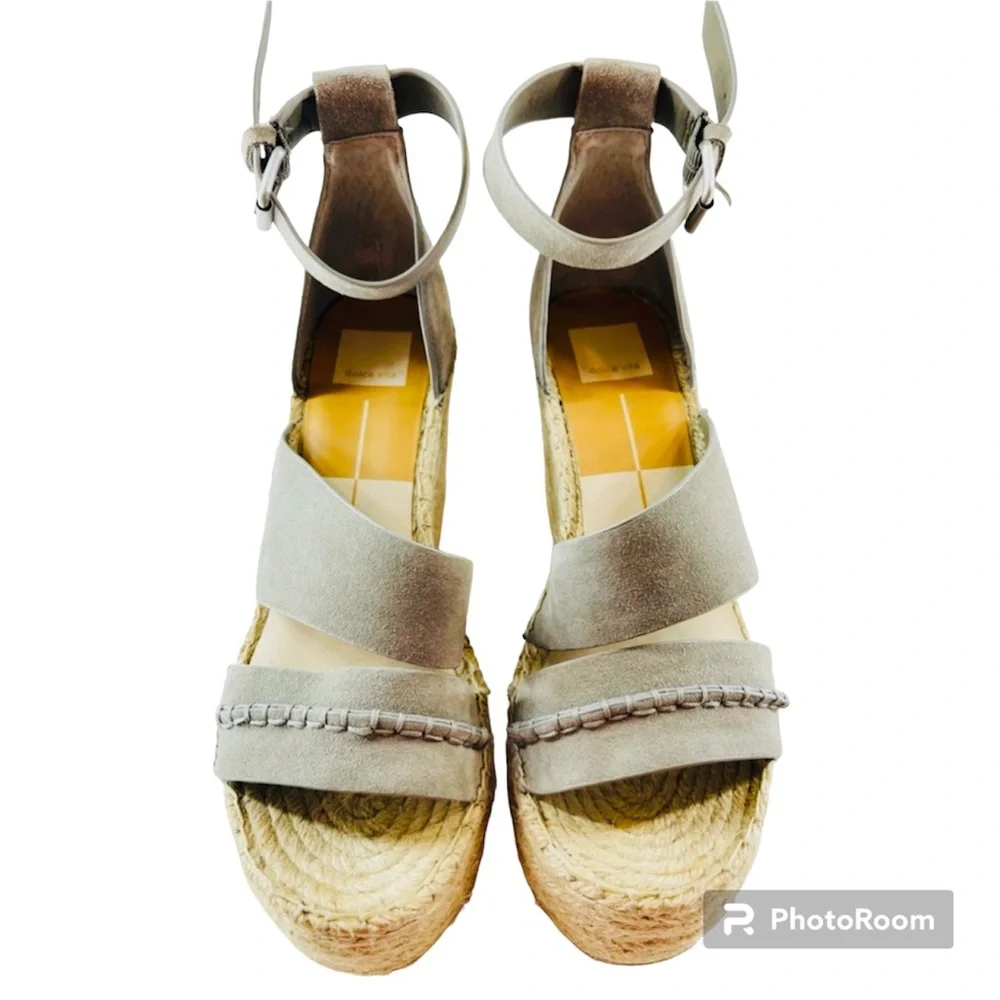 Dolce Vita Gray Wedges Size 9